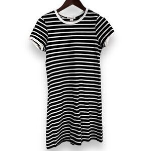 Billabong mini dress black & white stripes short sleeves cute trendy t-shirt